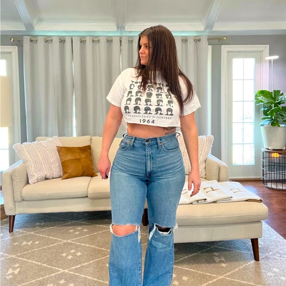 BEATLES Cropped Tee - Picture 3 of 8